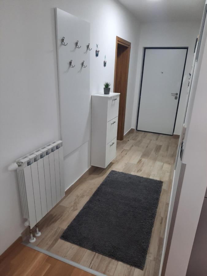 Apartman Bulevar Sarajevo - Free Parking Apartment Екстериор снимка