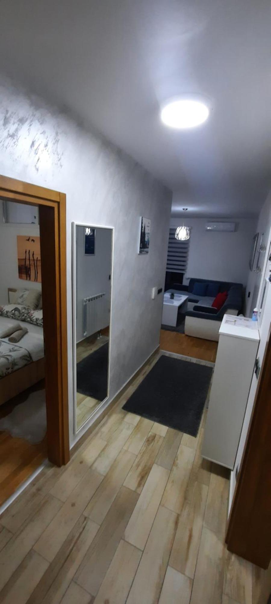 Apartman Bulevar Sarajevo - Free Parking Екстериор снимка