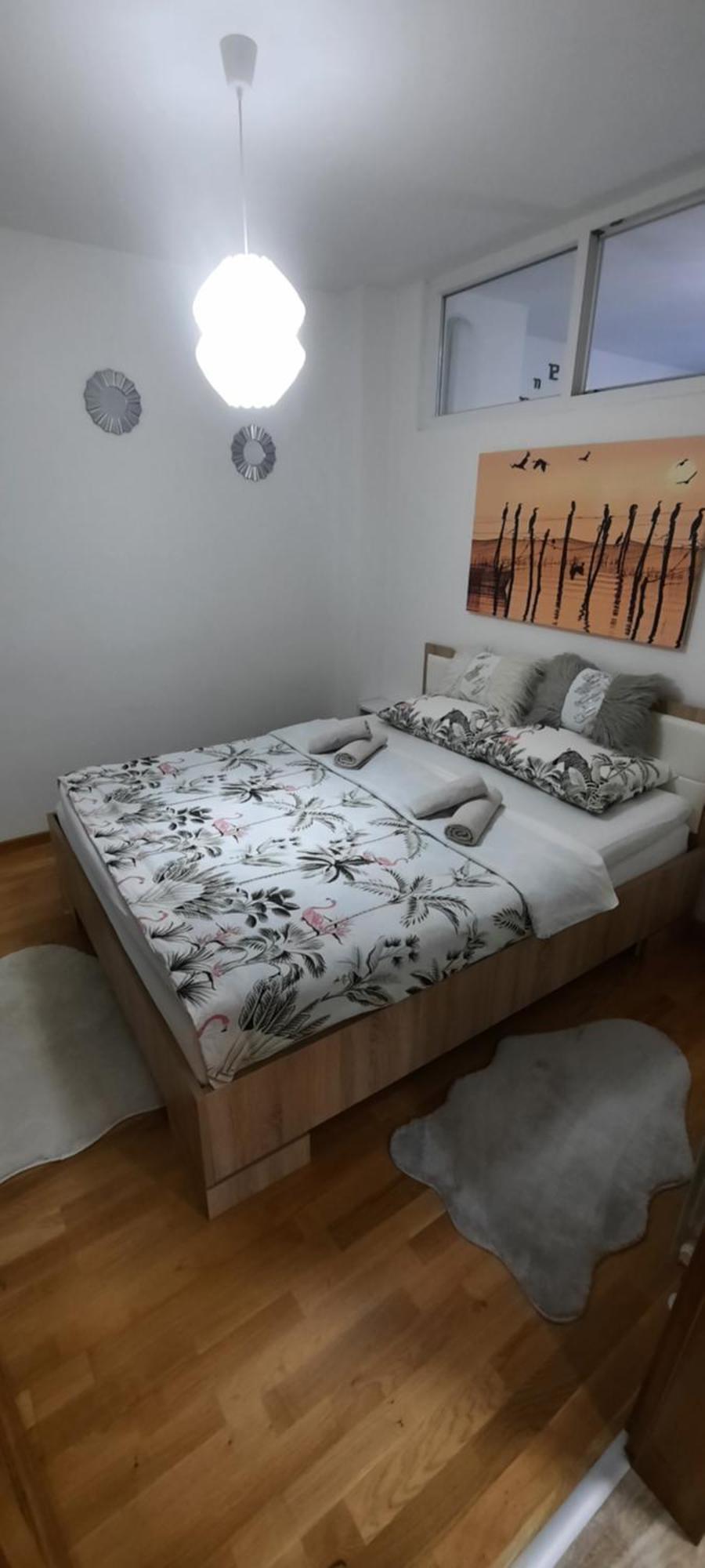 Apartman Bulevar Sarajevo - Free Parking Екстериор снимка