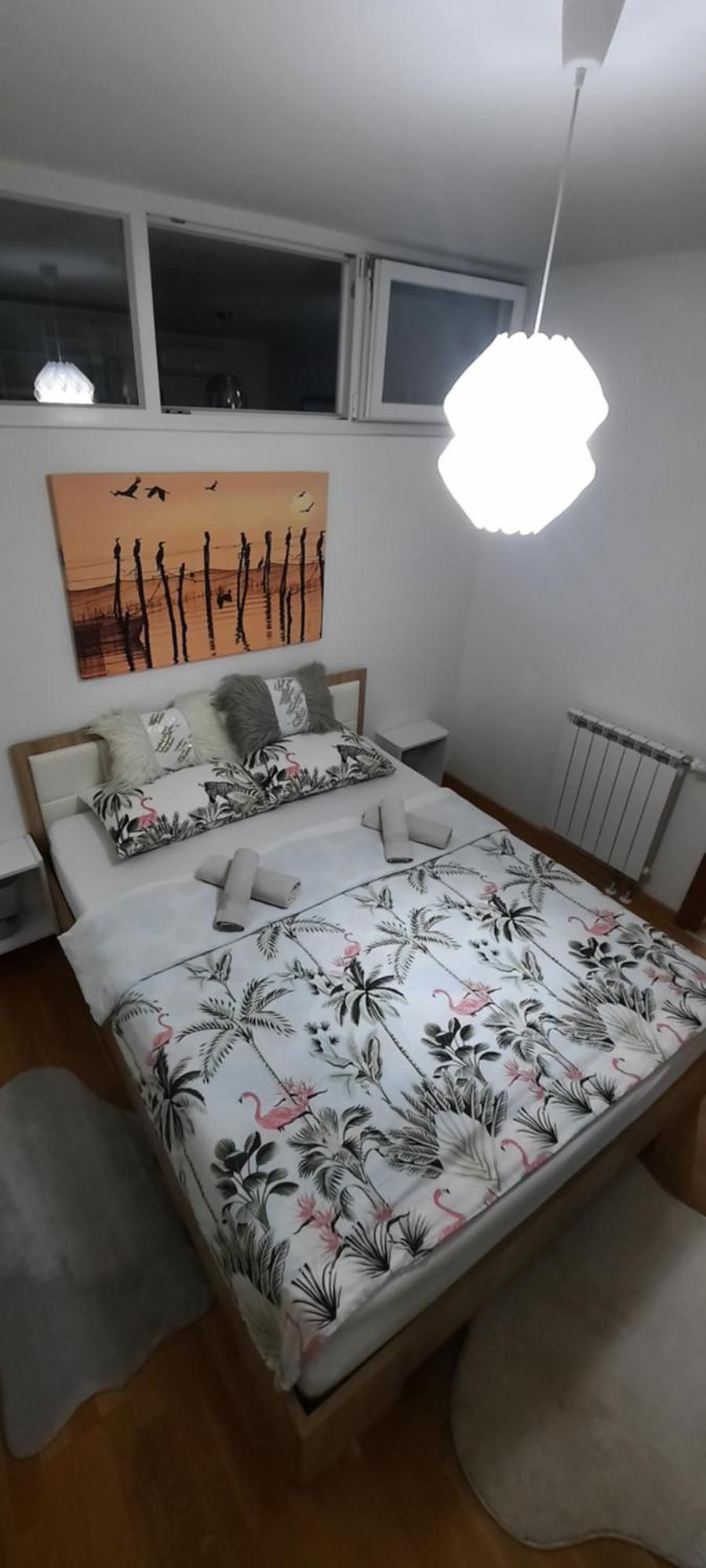 Apartman Bulevar Sarajevo - Free Parking Екстериор снимка